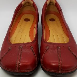 Clarks unstructured slipons